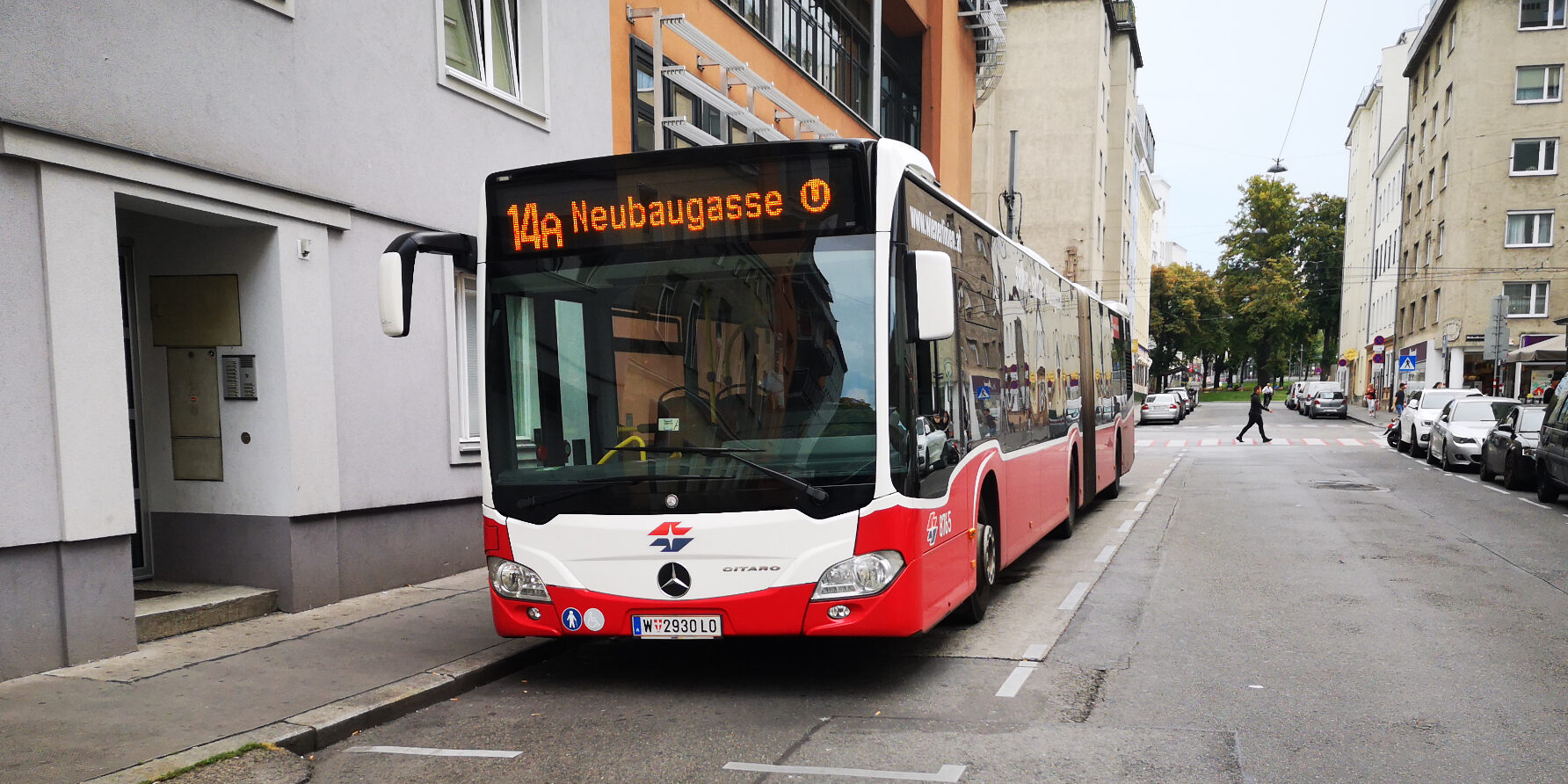 14A an der Haltestelle